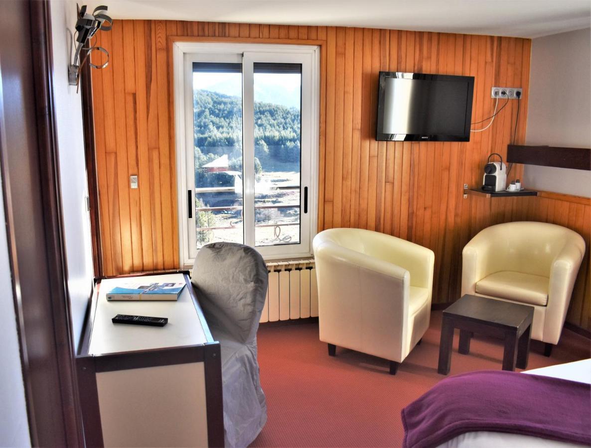 Hotel Corrieu La Llagonne Eksteriør bilde